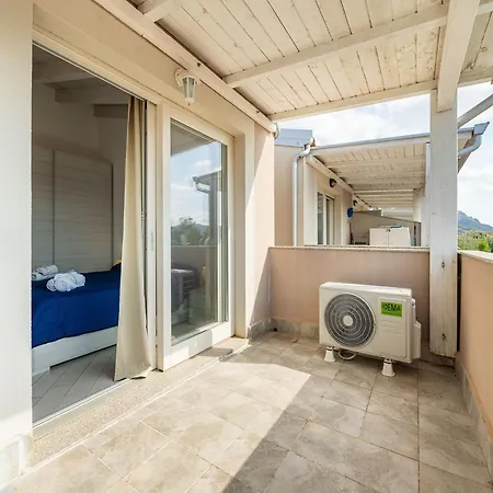 Daire Charming With Pool In Viddalba
